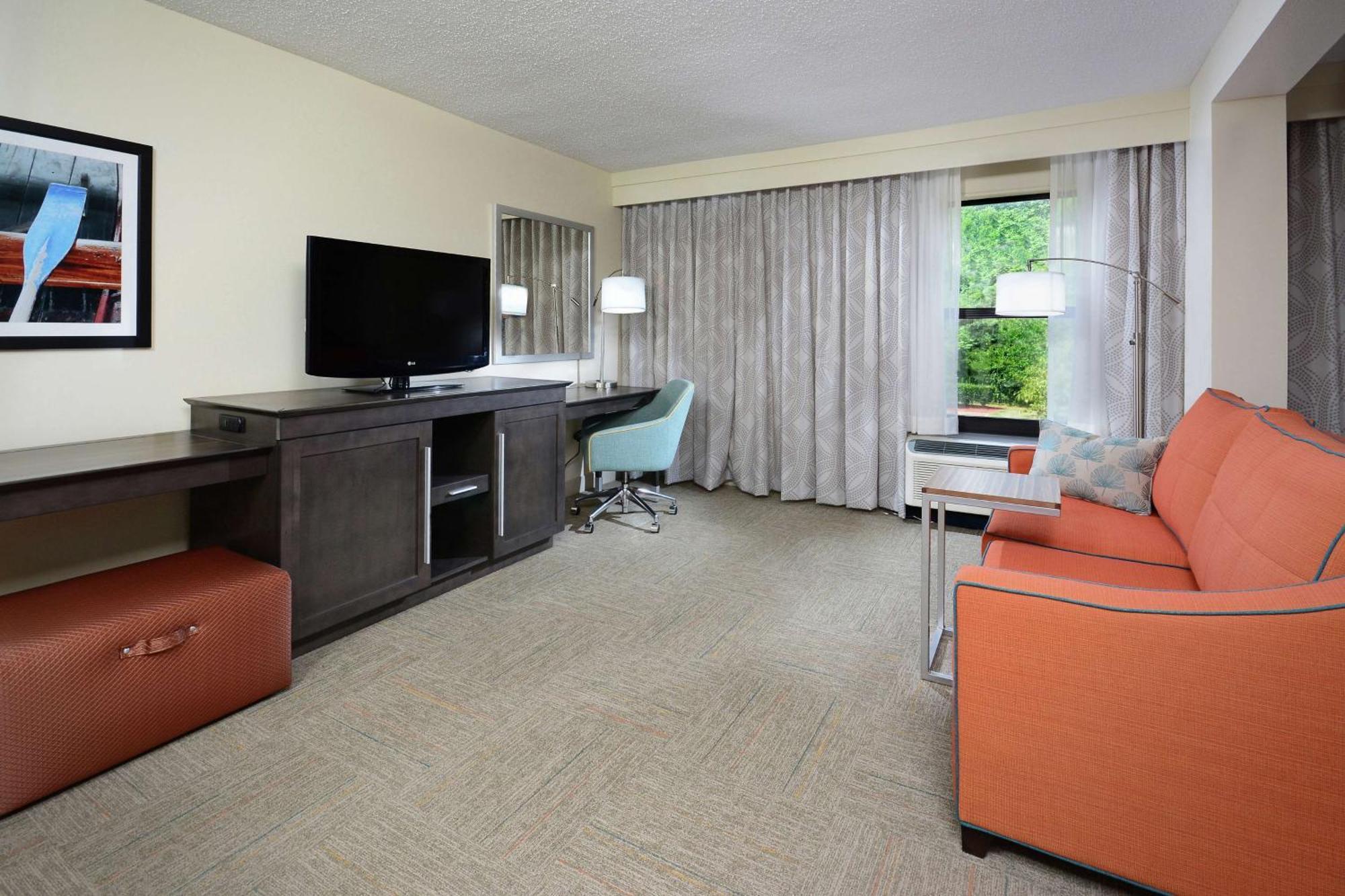 Hampton Hotel 3*