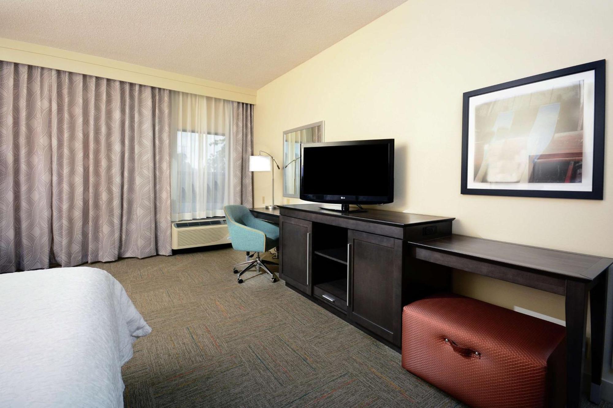 Hotel Hampton Martinsville