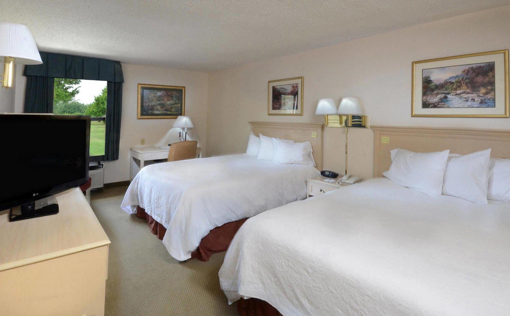 Hotel Hampton Martinsville